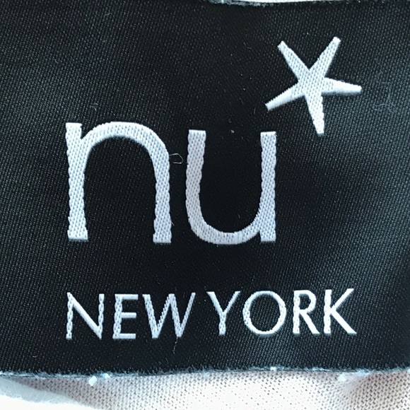 💍2 for $10/3 for $13 Classic Bell-Sleeved Top - Picture 5 of 6